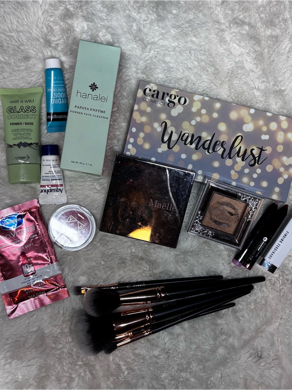 Cargo Wanderlust Makeup Bundle Hanalei Maëlle Wet n Wild Beauty Brushes